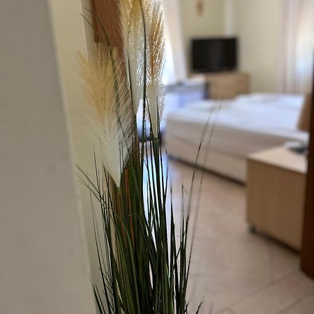 Quiet Apartment With Big Terrace In Santa Marina With Parking Sozopol Esterno foto
