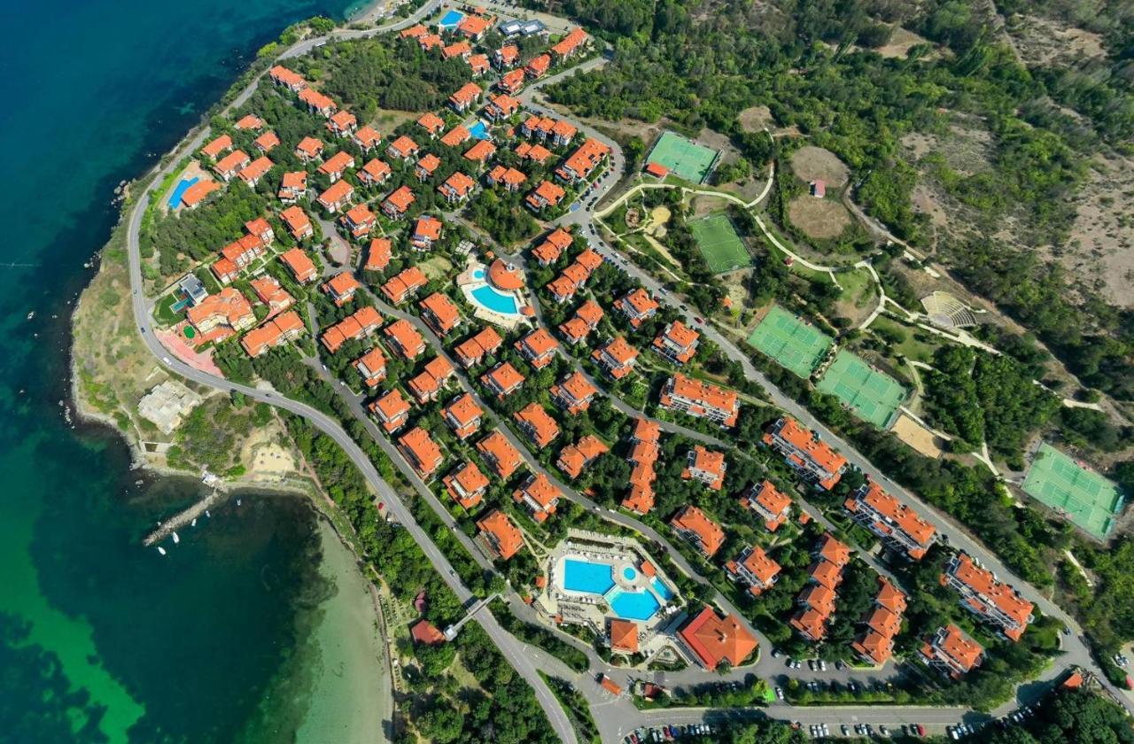 Quiet Apartment With Big Terrace In Santa Marina With Parking Sozopol Esterno foto